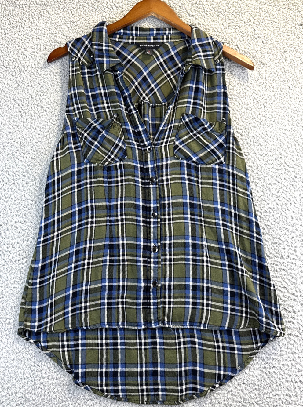 Rock & Republic Women’s Sleeveless Shirt Top Green Black Blue Plaid Medium M